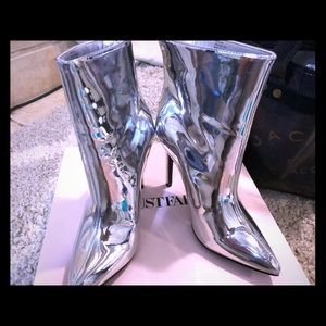 Silver metallic ankle/booties boots